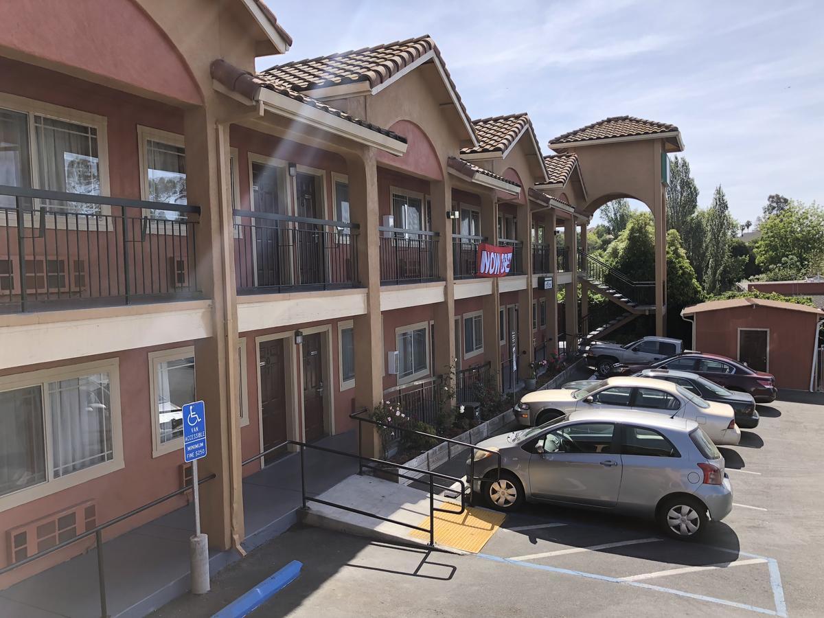 Valley Inn Watsonville Ngoại thất bức ảnh